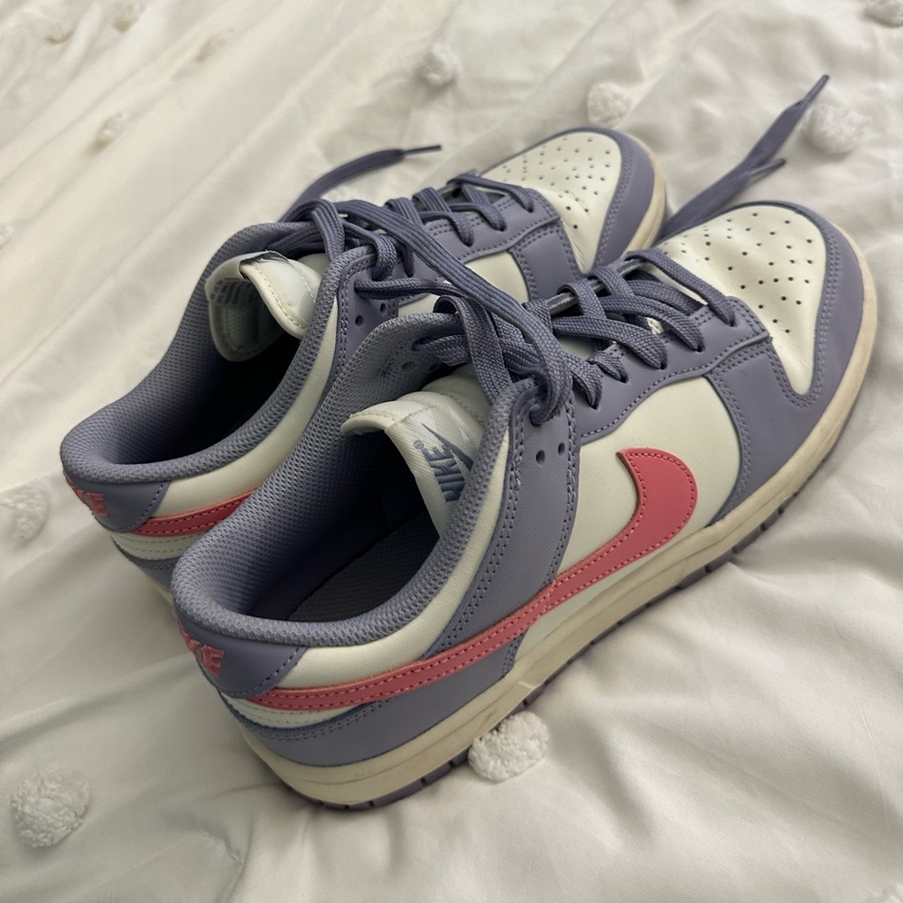 Nike Dunks Size 9